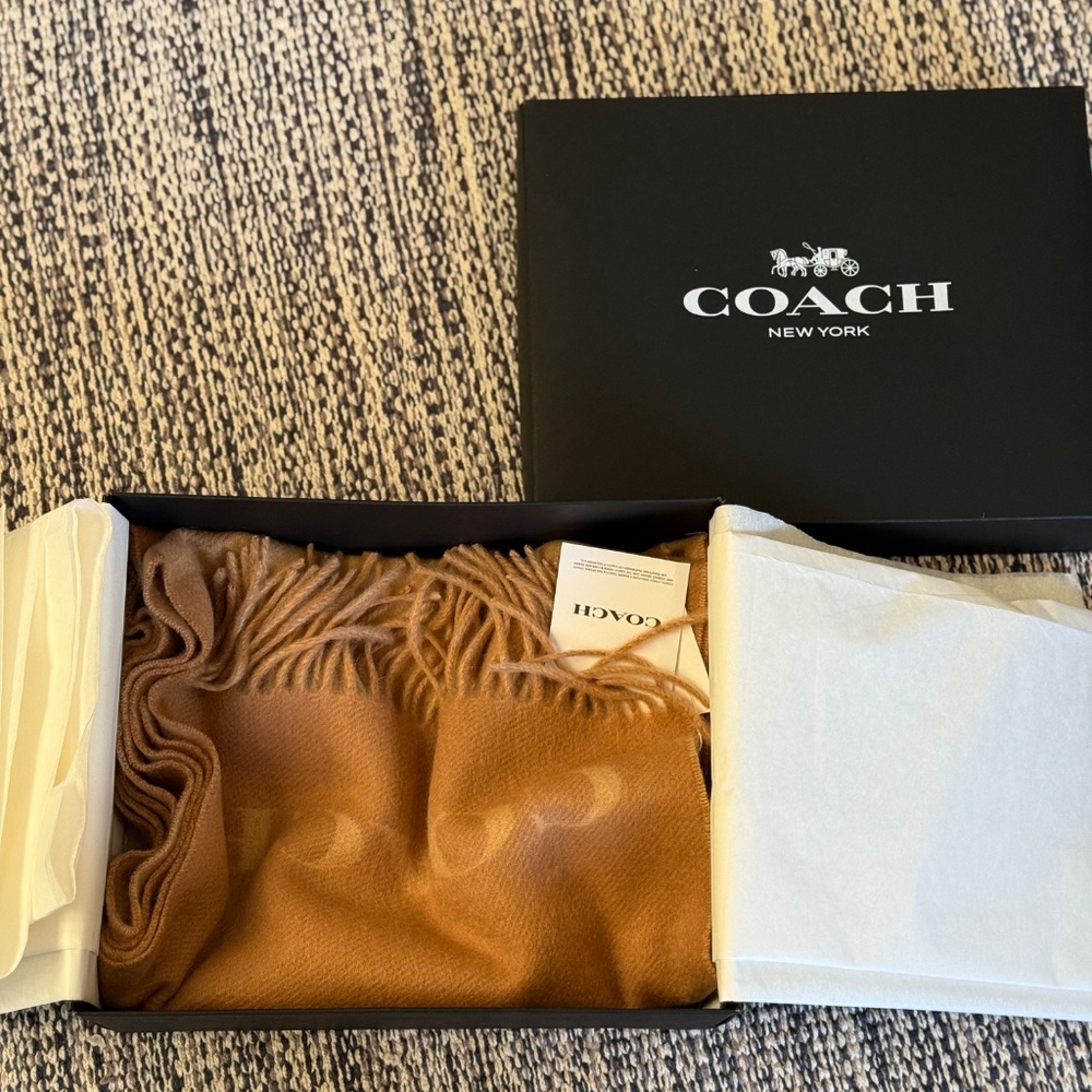 Coach Horse and Carriage Cashmere Muffler - Picture 3 of 3